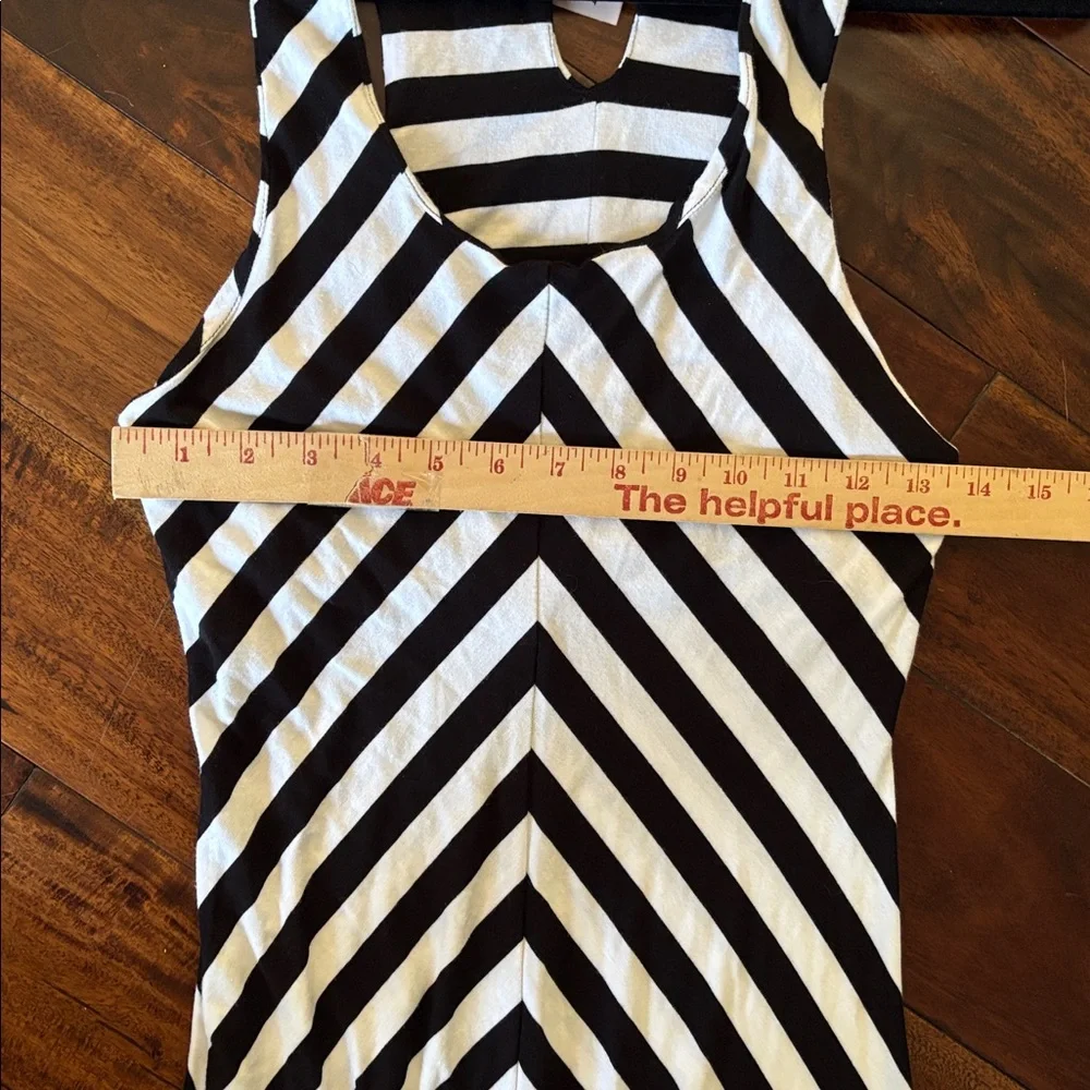 Philosophy | Black and White sardina Striped Maxi Dress - Picture 8 of 8